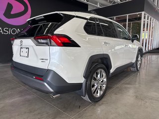 Toyota RAV4 Limited 2021 à Saint-Jean-Sur-Richelieu, Québec - 5 - w320h240px