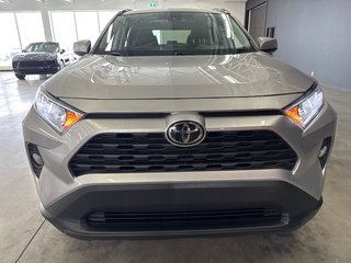 2021 Toyota RAV4 XLE in Saint-Jean-Sur-Richelieu, Quebec - 3 - w320h240px