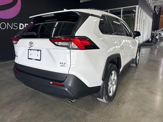Toyota RAV4 XLE 2021 à Saint-Jean-Sur-Richelieu, Québec - 6 - w320h240px