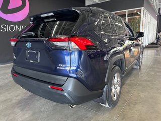 2023 Toyota RAV4 Hybrid XLE in Saint-Jean-Sur-Richelieu, Quebec - 6 - w320h240px