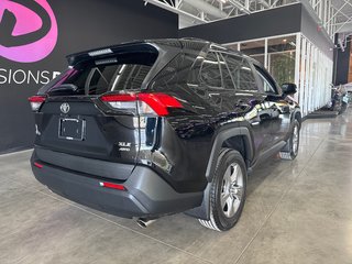 Toyota RAV4 XLE 2023 à Saint-Jean-Sur-Richelieu, Québec - 6 - w320h240px