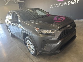 2023 Toyota RAV4 LE in Saint-Jean-Sur-Richelieu, Quebec - 2 - w320h240px