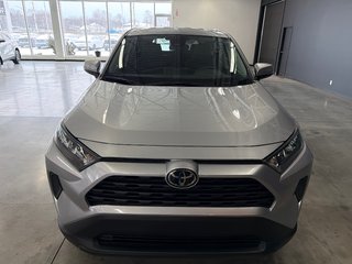 2025 Toyota RAV4 LE in Saint-Jean-Sur-Richelieu, Quebec - 4 - w320h240px