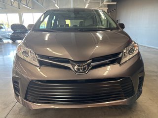 Toyota Sienna LE 2020 à Saint-Jean-Sur-Richelieu, Québec - 3 - w320h240px