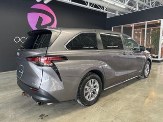 2021 Toyota Sienna XLE in Saint-Jean-Sur-Richelieu, Quebec - 6 - w320h240px