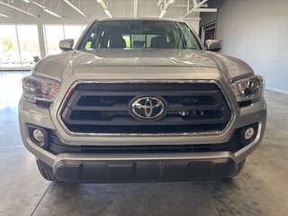 2023 Toyota Tacoma SR5 in Saint-Jean-Sur-Richelieu, Quebec - 3 - w320h240px