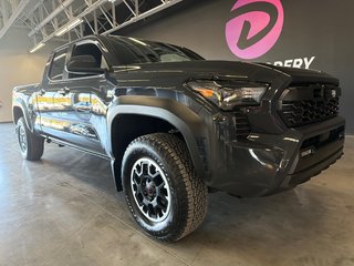 2026 Toyota Tacoma TRD OFF ROAD in Saint-Jean-Sur-Richelieu, Quebec - 2 - w320h240px
