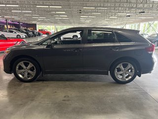 2015 Toyota Venza XLE in Saint-Jean-Sur-Richelieu, Quebec - 5 - w320h240px