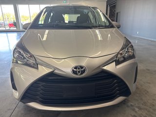 Toyota Yaris Hatchback LE 2018 à Saint-Jean-Sur-Richelieu, Québec - 3 - w320h240px