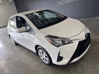 2019 Toyota Yaris Hatchback LE in Saint-Jean-Sur-Richelieu, Quebec - 2 - w320h240px