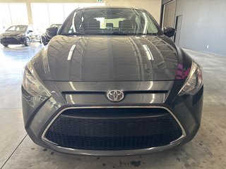Toyota Yaris Hatchback  2020 à Saint-Jean-Sur-Richelieu, Québec - 3 - w320h240px