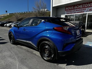2020  C-HR in Longueuil, Quebec - 2 - w320h240px