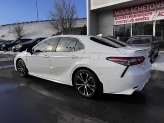 2018  Camry SE in Longueuil, Quebec - 2 - w320h240px