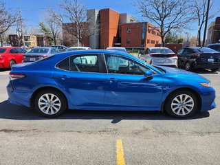 2018  Camry in Longueuil, Quebec - 3 - w320h240px