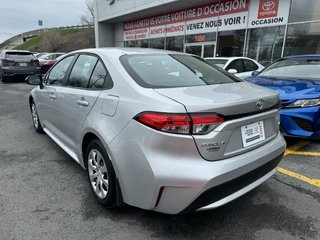 2022  Corolla LE in Longueuil, Quebec - 2 - w320h240px