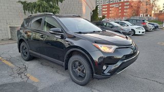 2017  RAV4 Hybrid in Longueuil, Quebec - 2 - w320h240px