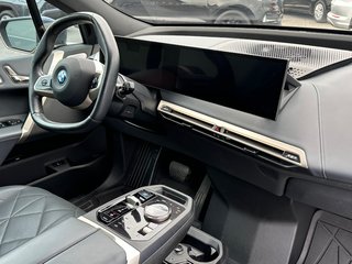 BMW IX M60 PREMIUM AWD SIEGES MASSANTS CRUISE ADAPT 2023 à St-Jean-Sur-Richelieu, Québec - 3 - w320h240px