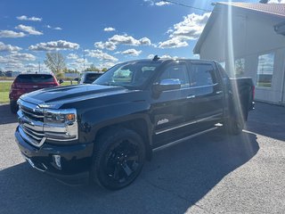 2018 Chevrolet Silverado 1500 High Country CUIR TOIT OUVRANT NAVIGATION in St-Jean-Sur-Richelieu, Quebec - 5 - w320h240px