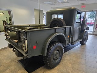 M-37 VÉHICULE DE COLLECTION 1955 à St-Jean-Sur-Richelieu, Québec - 4 - w320h240px