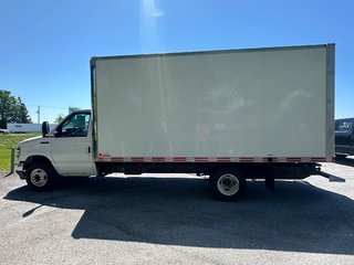 2022 Ford E-450 IDÉAL POUR DÉMÉNAGEMENT LIVRAISON CONSTRUCTION in St-Jean-Sur-Richelieu, Quebec - 3 - w320h240px