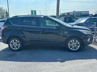2017 Ford Escape SE AWD APPLE CARPLAY/ANDROID AUTO in St-Jean-Sur-Richelieu, Quebec - 4 - w320h240px