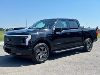 Ford F-150 Lightning Flash GROSSE BATTERIE AWD 2024 à St-Jean-Sur-Richelieu, Québec - 5 - w320h240px