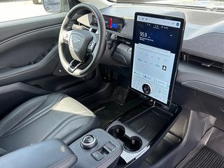 2023 Ford Mustang Mach-E Premium AWD GROSSE BATTERIE in St-Jean-Sur-Richelieu, Quebec - 3 - w320h240px