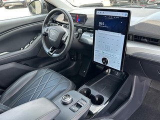 2023 Ford Mustang Mach-E Select AWD CUIR NAVIGATION in St-Jean-Sur-Richelieu, Quebec - 3 - w320h240px