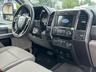 2021 Ford Super Duty F-250 SRW F250 XLT CREW 6.7L DIESEL BOITE 8 PIEDS in St-Jean-Sur-Richelieu, Quebec - 3 - w320h240px
