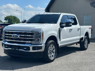 2023 Ford Super Duty F-250 SRW F250 KING RANCH 4X4 CREW 6.7L DIESEL TOIT PANO in St-Jean-Sur-Richelieu, Quebec - 3 - w320h240px