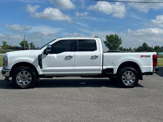 2023 Ford Super Duty F-250 SRW F250 KING RANCH 4X4 CREW 6.7L DIESEL TOIT PANO in St-Jean-Sur-Richelieu, Quebec - 6 - w320h240px