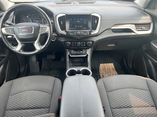 2019  Terrain SLE AWD BLACK PACK in St-Jean-Sur-Richelieu, Quebec - 3 - w320h240px