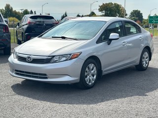 2012 Honda Civic Sdn LX SEULEMENT 084158 KM in St-Jean-Sur-Richelieu, Quebec - 4 - w320h240px