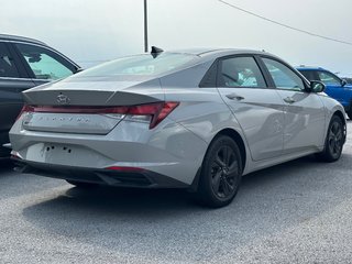Hyundai Elantra PREFERRED TOIT OUVRANT 2023 à St-Jean-Sur-Richelieu, Québec - 4 - w320h240px