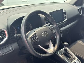 2020 Hyundai Venue Preferred SEULEMENT 048525 KM in St-Jean-Sur-Richelieu, Quebec - 3 - w320h240px
