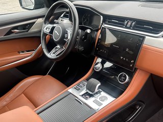 Jaguar F-PACE P400 R-Dynamic S AWD CUIR TOIT PANORAMIQUE 2023 à St-Jean-Sur-Richelieu, Québec - 3 - w320h240px