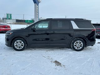2023 Kia Carnival LX+  8 PASSAGERS in St-Jean-Sur-Richelieu, Quebec - 5 - w320h240px