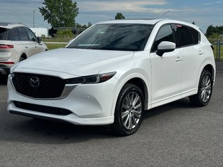 Mazda CX-5 Signature NAVIGATION CUIR AWD 2022 à St-Jean-Sur-Richelieu, Québec - 4 - w320h240px