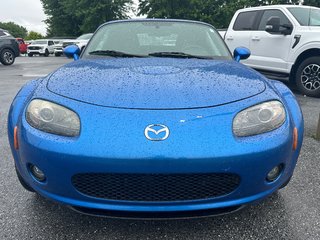 2006 Mazda MX-5 MIATA CONVERTIBLE SEULEMENT 095428 KM COMME NEUVE in St-Jean-Sur-Richelieu, Quebec - 5 - w320h240px