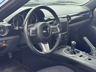 2006 Mazda MX-5 MIATA CONVERTIBLE SEULEMENT 095428 KM COMME NEUVE in St-Jean-Sur-Richelieu, Quebec - 3 - w320h240px