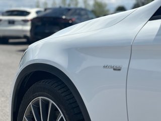 2019 Mercedes-Benz GLC 43 AMG PREMIUM AWD SEULEMENT 076331 KM in St-Jean-Sur-Richelieu, Quebec - 5 - w320h240px