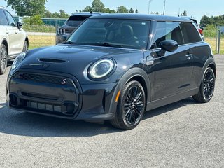 MINI 3 Door Cooper S SEULEMENT 042223 KM 2023 à St-Jean-Sur-Richelieu, Québec - 4 - w320h240px