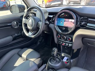MINI 3 Door Cooper S SEULEMENT 042223 KM 2023 à St-Jean-Sur-Richelieu, Québec - 3 - w320h240px