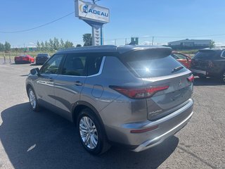 Mitsubishi OUTLANDER PHEV SE AWD CUIR TOIT PANORAMIQUE 2023 à St-Jean-Sur-Richelieu, Québec - 5 - w320h240px