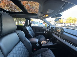 2023 Mitsubishi Outlander PHEV SEL AWD CUIR in St-Jean-Sur-Richelieu, Quebec - 5 - w320h240px