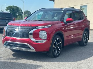 Mitsubishi Outlander GT S-AWC NAVI TOIT PANO ANGLES MORT 2023 à St-Jean-Sur-Richelieu, Québec - 4 - w320h240px