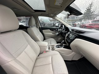 Nissan Qashqai SL CUIR NAVIGATION TOIT PANORAMIQUE 2023 à St-Jean-Sur-Richelieu, Québec - 3 - w320h240px