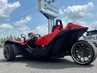 2016 Polaris Slingshot SEULEMENT 10602 KM in St-Jean-Sur-Richelieu, Quebec - 4 - w320h240px