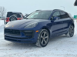 Porsche Macan AWD CUIR TOIT PANORAMIQUE 2023 à St-Jean-Sur-Richelieu, Québec - 4 - w320h240px