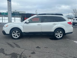 2014 Subaru Outback 2.5i Premium SIEGES CHAUFFANTS in St-Jean-Sur-Richelieu, Quebec - 6 - w320h240px